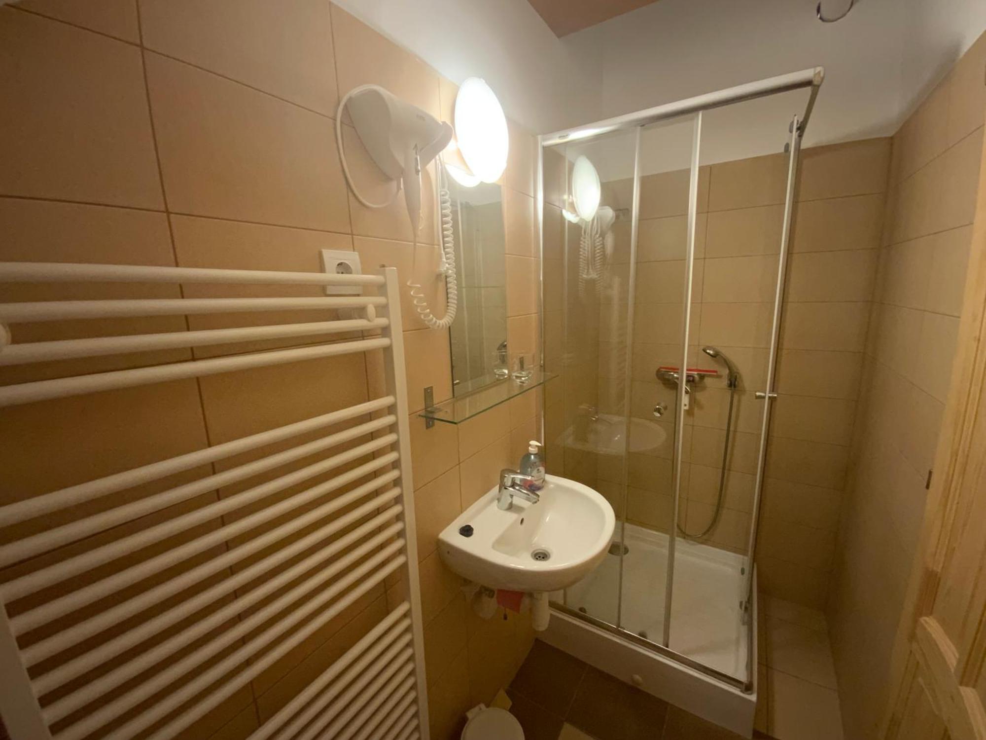 Elso Fecske Apartmanok Сиофок Екстериор снимка